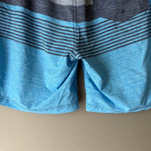 Hurley Swim Trunks sz XXL Blue Gray Striped - Picture 10 of 11